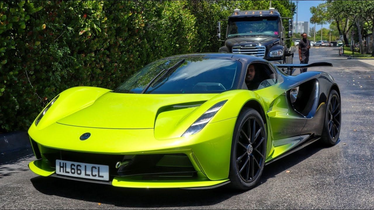 美国最昂贵超级跑车展厅