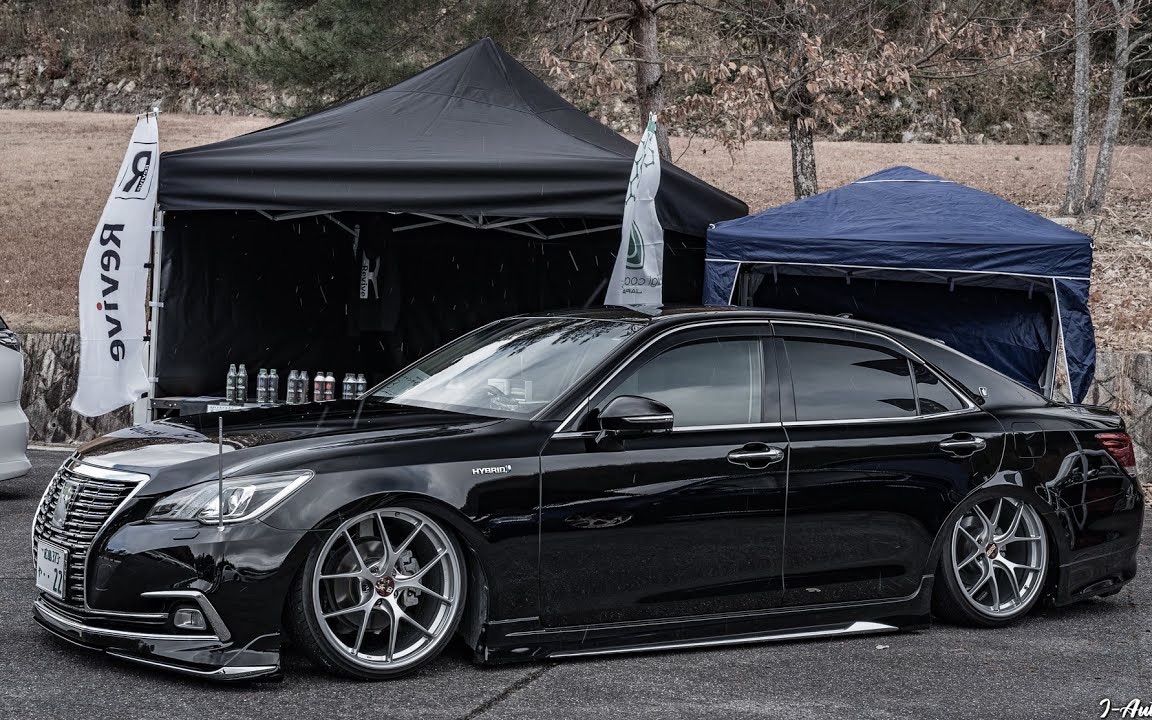 revive toyota 210 crown royalsaloon vipcar