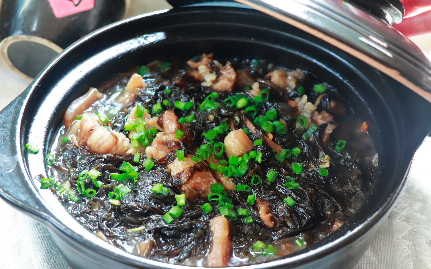 教你在家做五花肉紫菜煲,下料简单,味道鲜美,上桌瞬间被扫光_哔哩哔哩