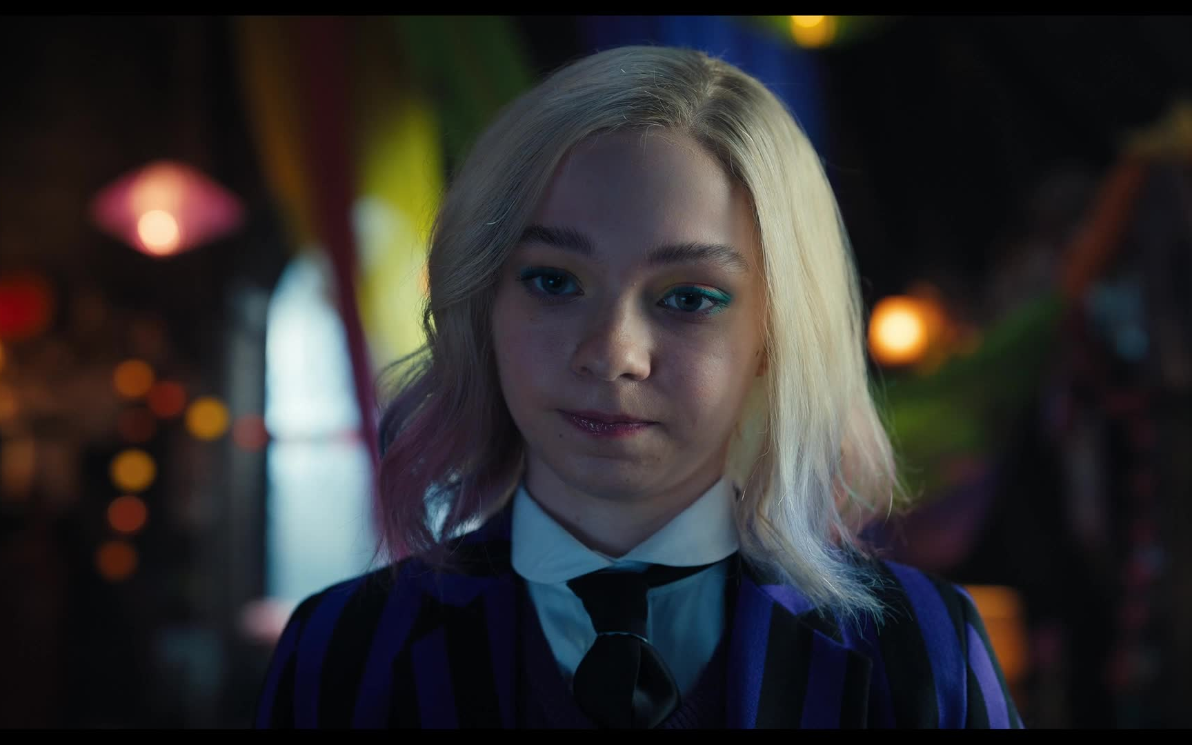 s01e06.小狼女emma myers特辑