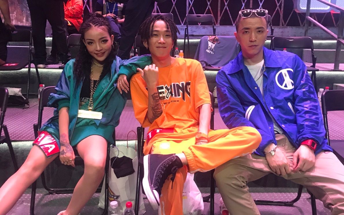 【tt/vava/jony j】拍摄空档卖个萌