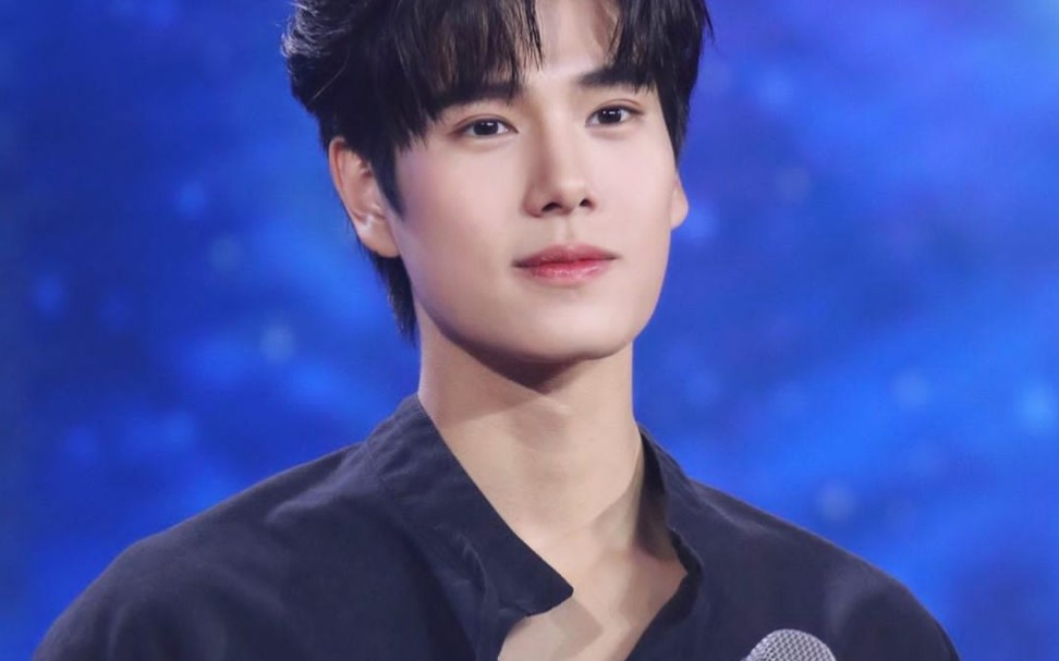 努力变好的陈普明,越来越帅!