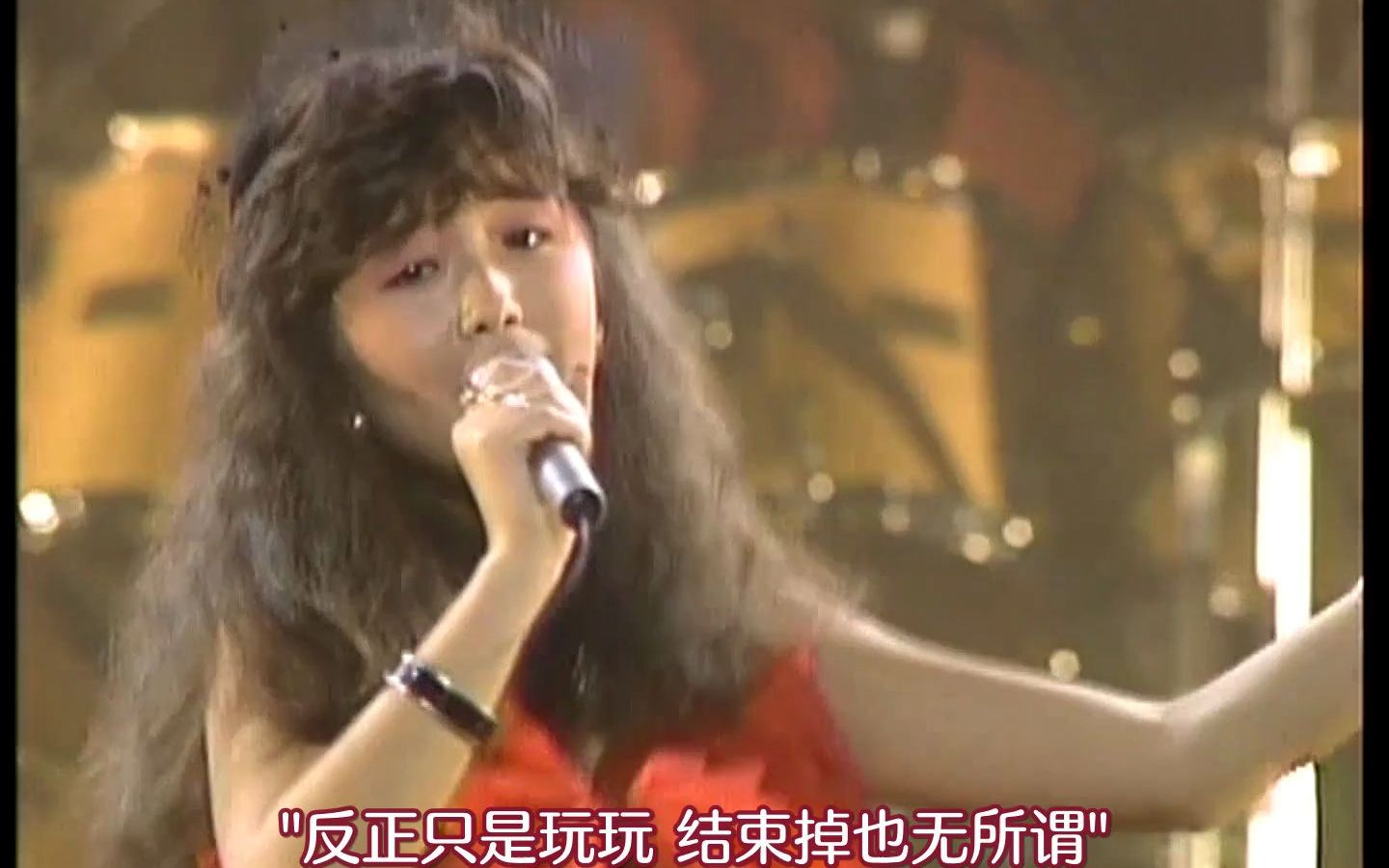 [图]【中文字幕】本田美奈子 暗闇に緋いドレス 黑暗中的绯红连衣裙 (1986.02.20)