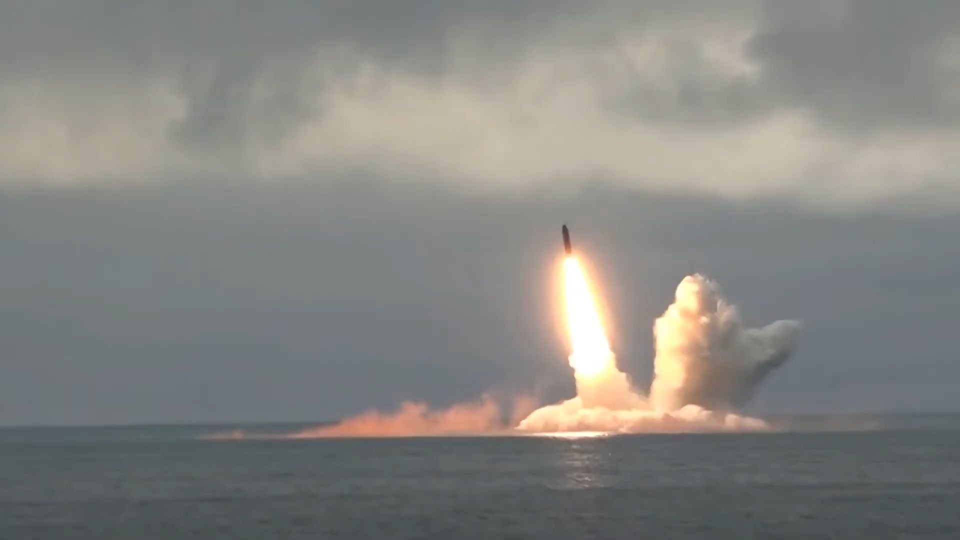 布拉瓦-俄罗斯从潜艇发射的核弹道导弹