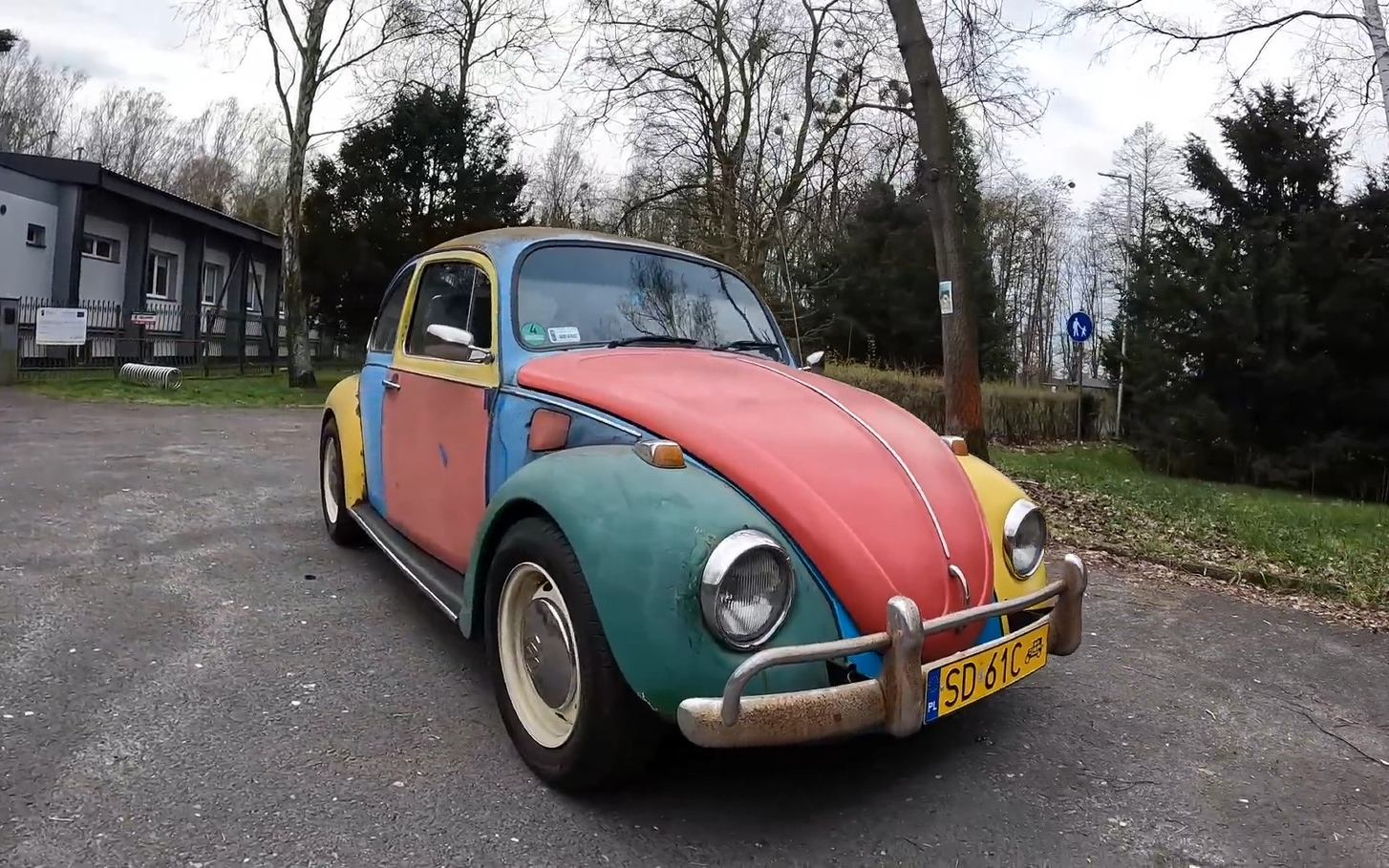 经典彩色大众甲壳虫 volkswagen beetle harlekin 第一视角驾驶