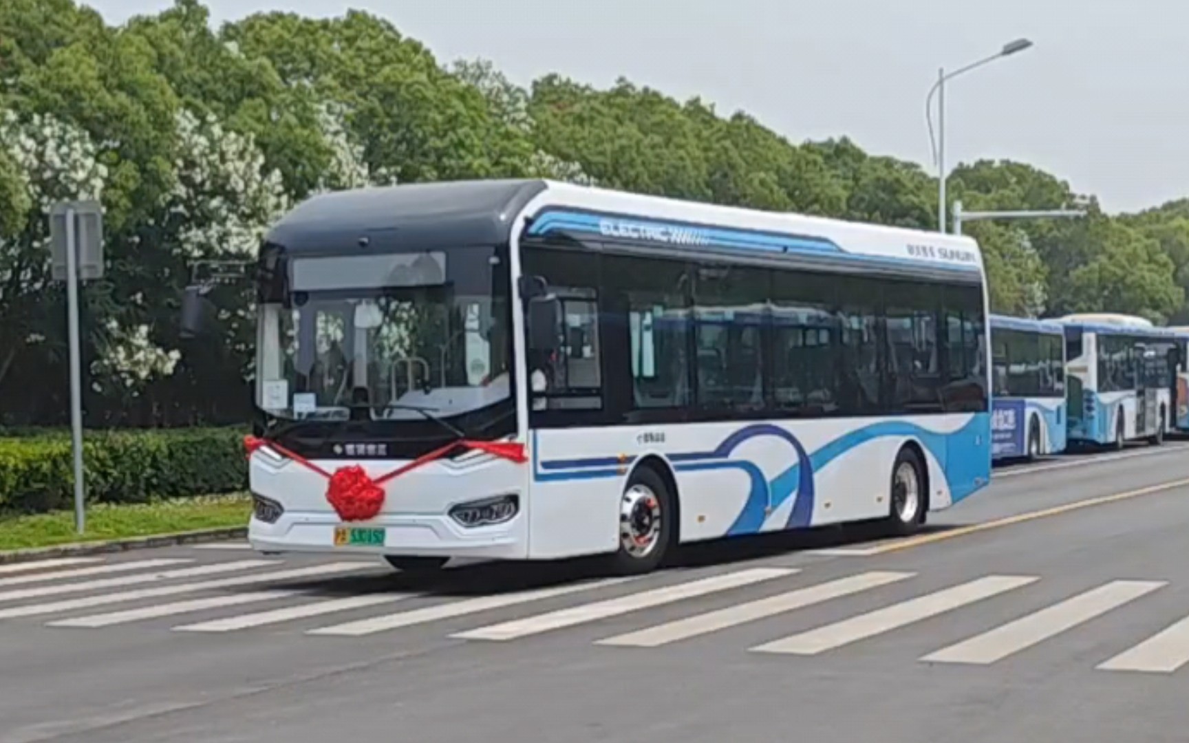 【上海公交】奉贤客运申沃9系新车今日下午上线
