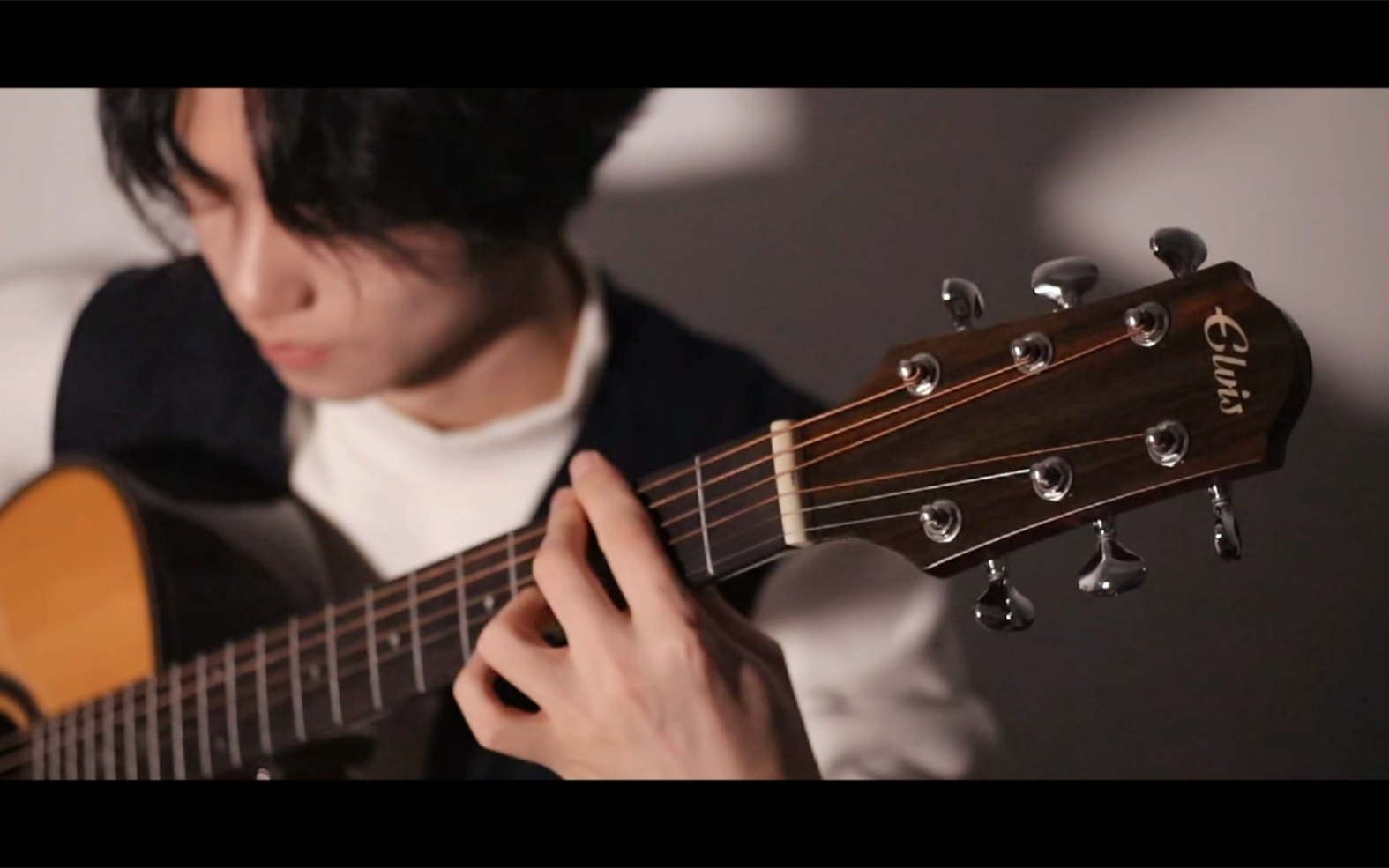 指弹黑月是否嚎叫金曲改编moonriver