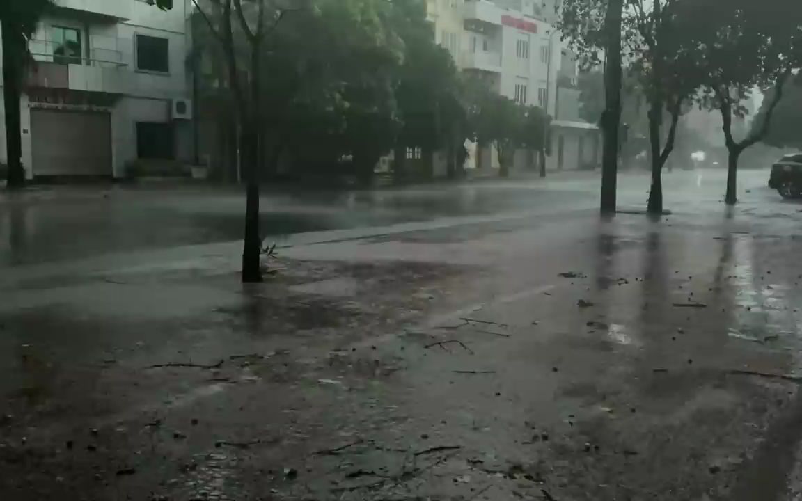 暴雨和巨大的雷声伴随着呼啸的风声|大自然的声音适合睡眠,放松哔哩哔哩bilibili