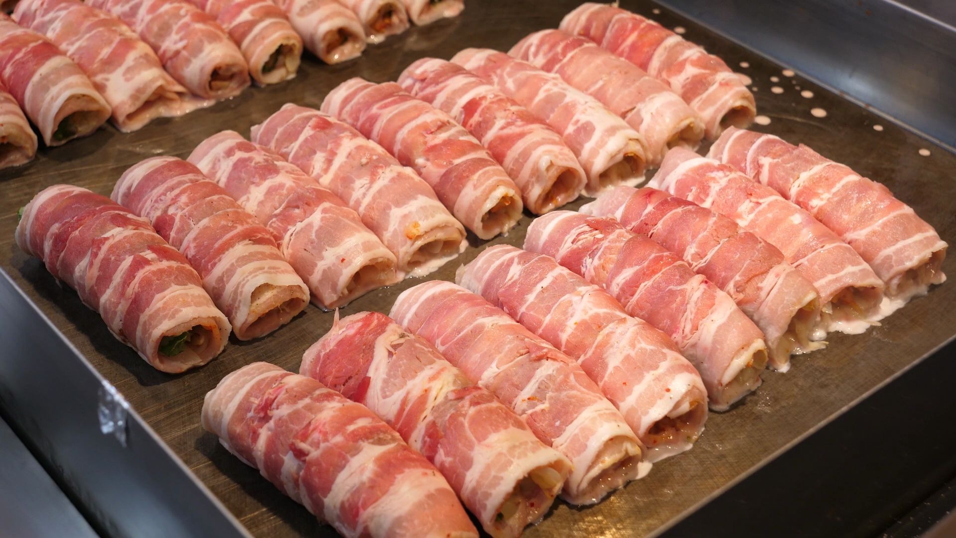 【韩国街头美食】芝士培根泡菜卷.