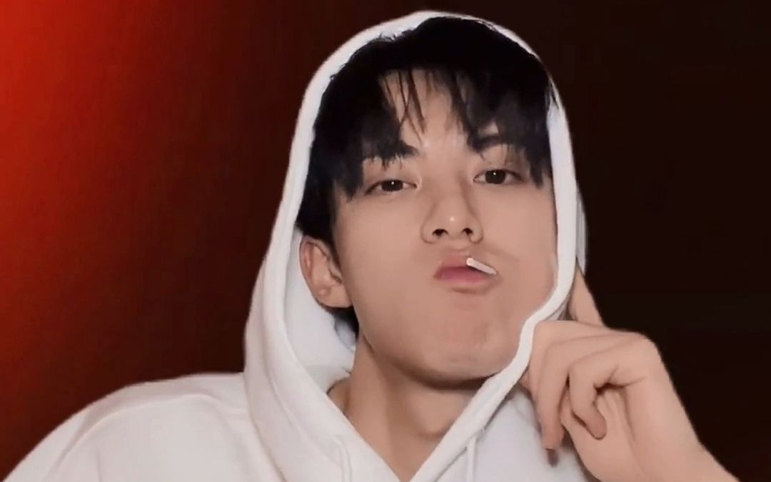 王鹤棣 | 八月份可爱臭屁男友_哔哩哔哩_bilibili