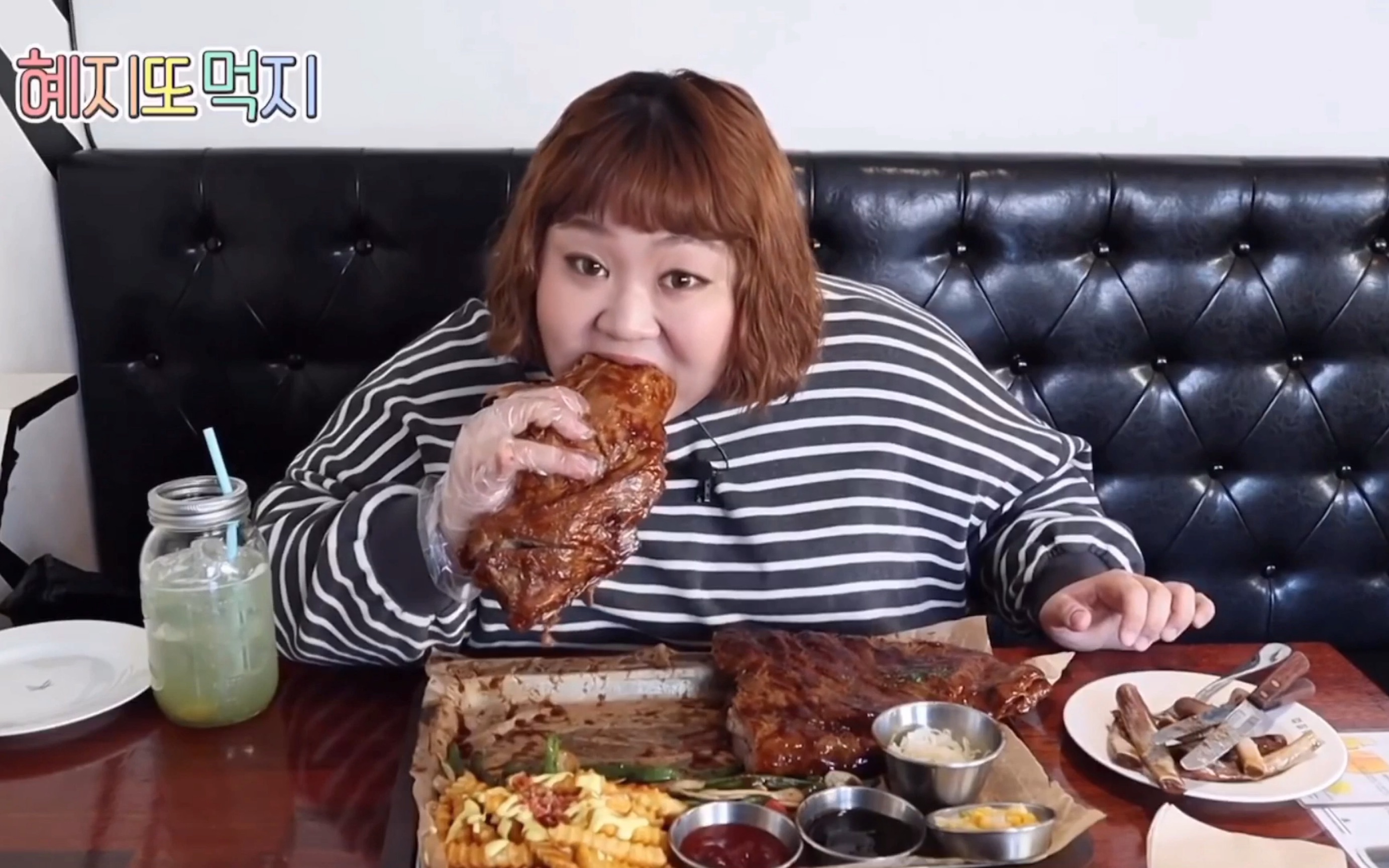 【可爱的惠智】GIANT PORK LIB MUKBANG!挑战巨大的猪腿肉 吃播!哔哩哔哩bilibili