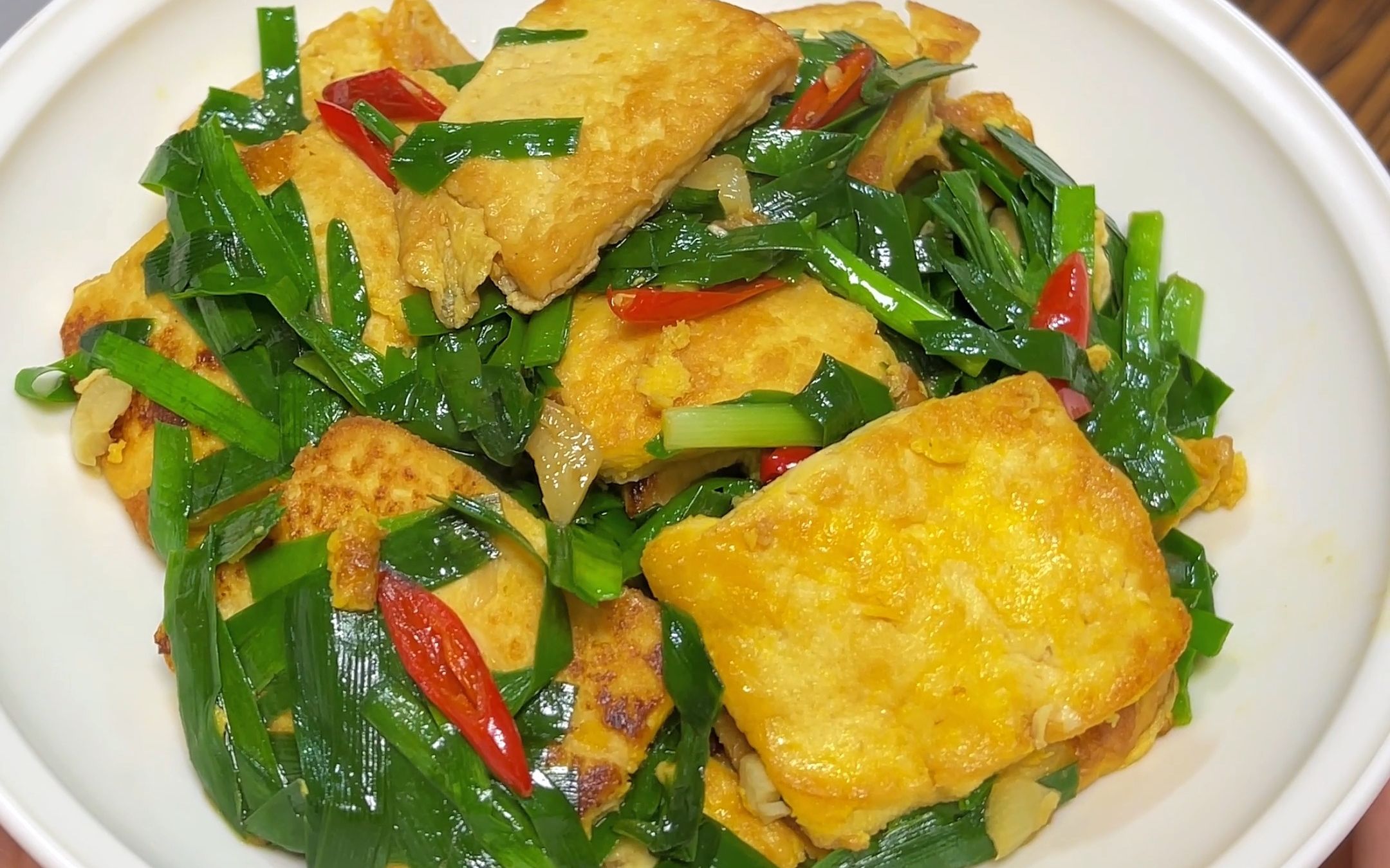 告别消费主义|自己做饭 第67顿《韭香豆腐》花费5元