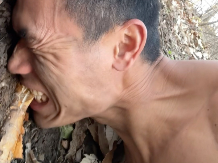 荒野求生我比贝爷吃的饱