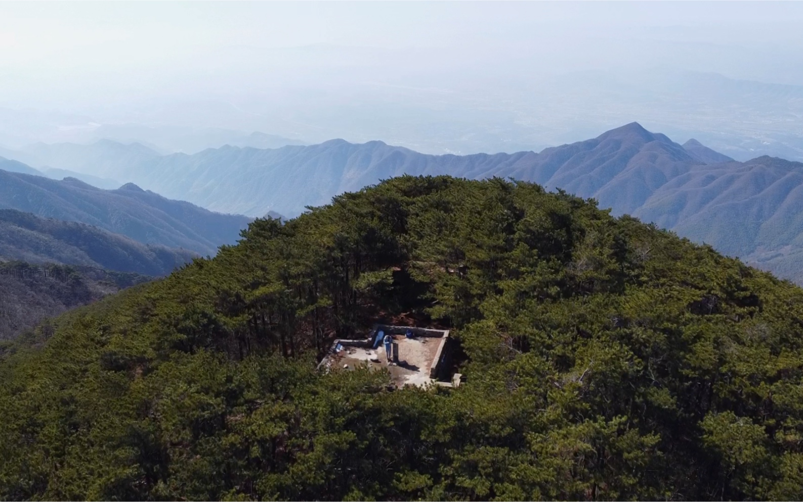 庐山主峰——汉阳峰的独行之路