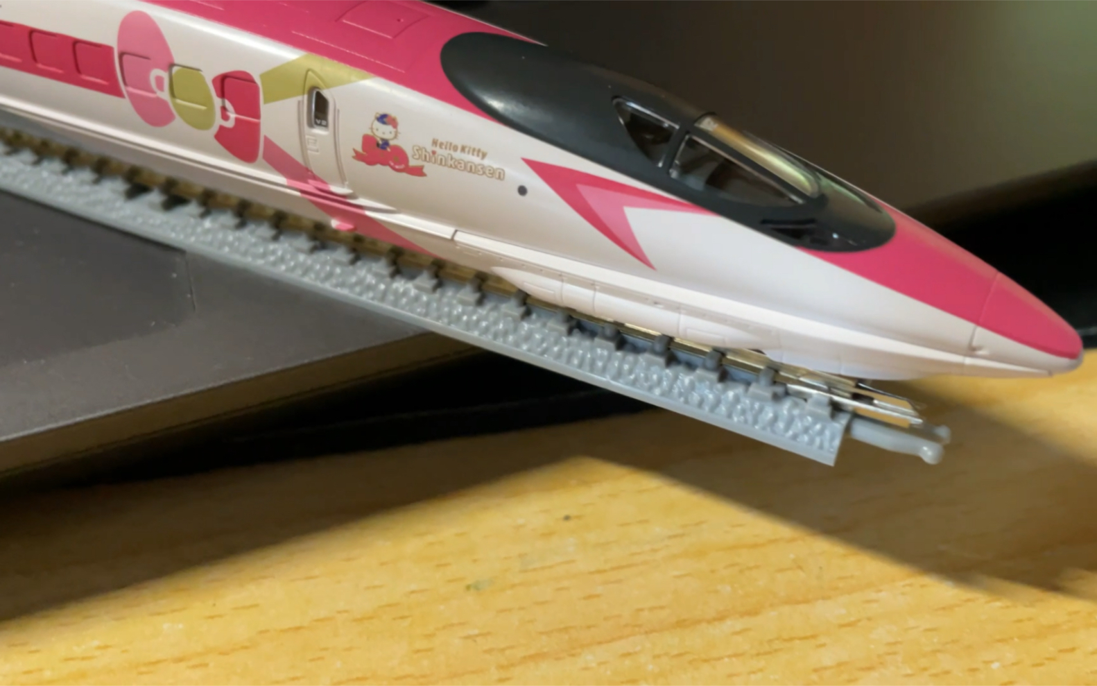 开箱山阳新干线500系hellokitty涂装n比例tomix先头车博物馆_哔哩哔哩