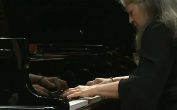 [图]【风衣录音】阿格里奇Argerich 肖邦e小调第一钢协奏曲 Op.11  May 16,2010