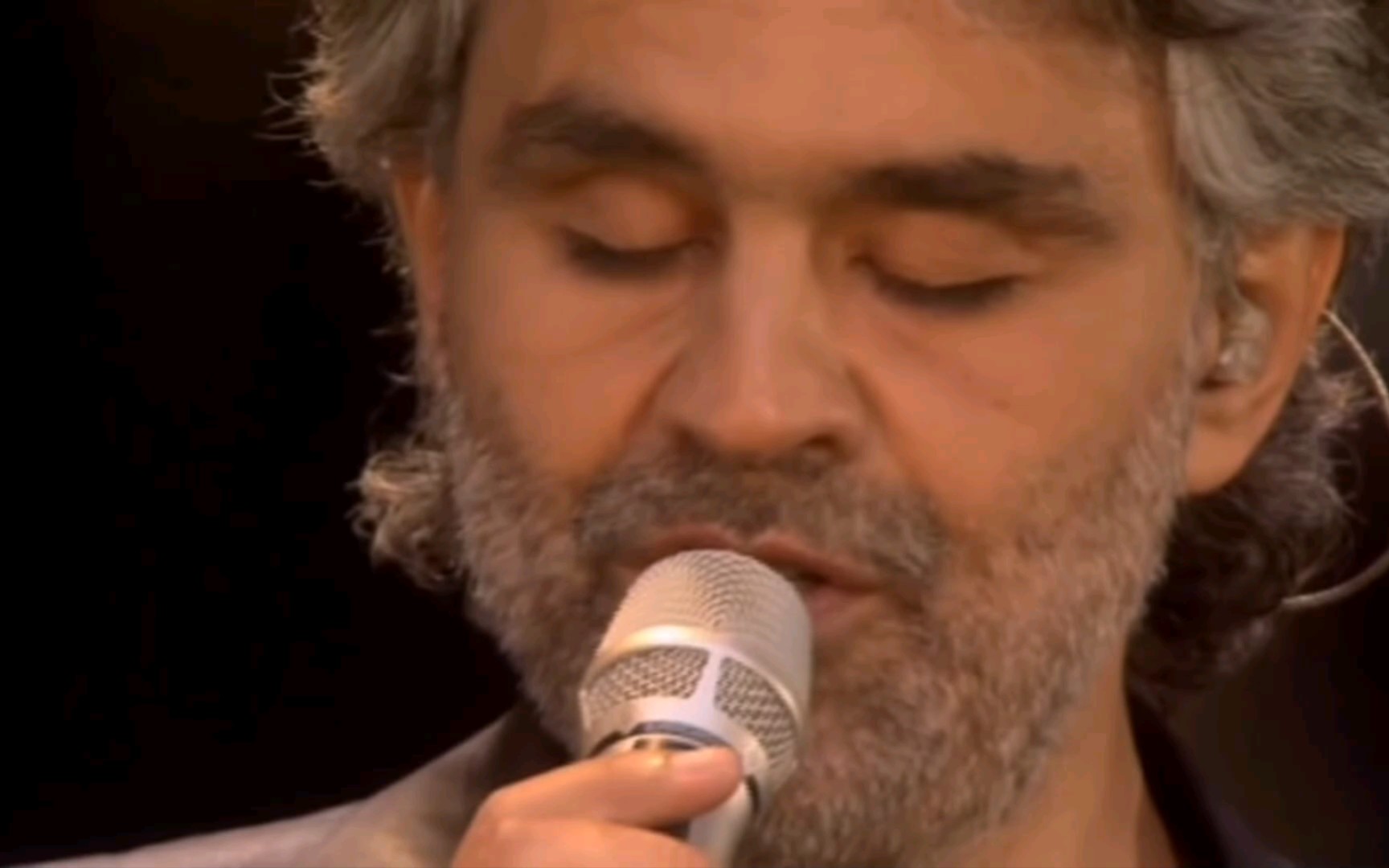 [图]【Andrea Bocelli】''第四大男高音''安德烈波切利现场演唱《歌剧魅影》选段'夜之乐章the Music of the Night'