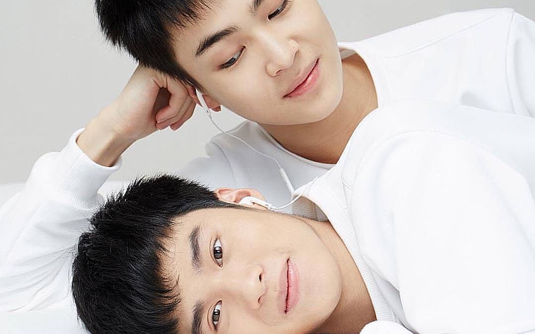 【爱来了别错过】boomxpeak爱错剧组唱歌担当夫夫,以及萌蠢宝宝视频