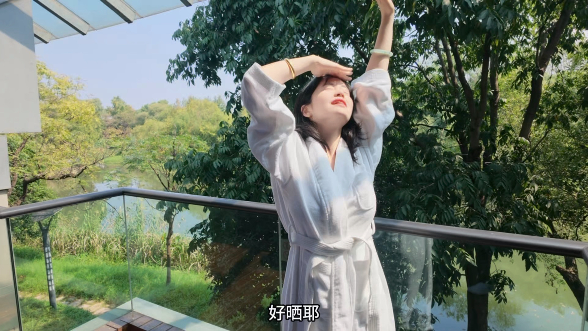 第1411期 你的异地恋女友日常报备：今天有豆+爬起来吃酒店早饭+打游戏+酒店手工活动+手工活动+欠了一堆深蹲+本帮菜+打麻将
