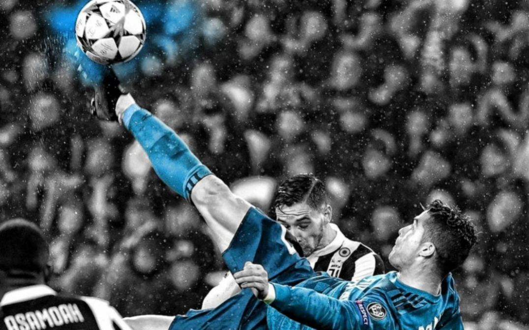 c罗倒钩再现,让你感受足球的魅力!