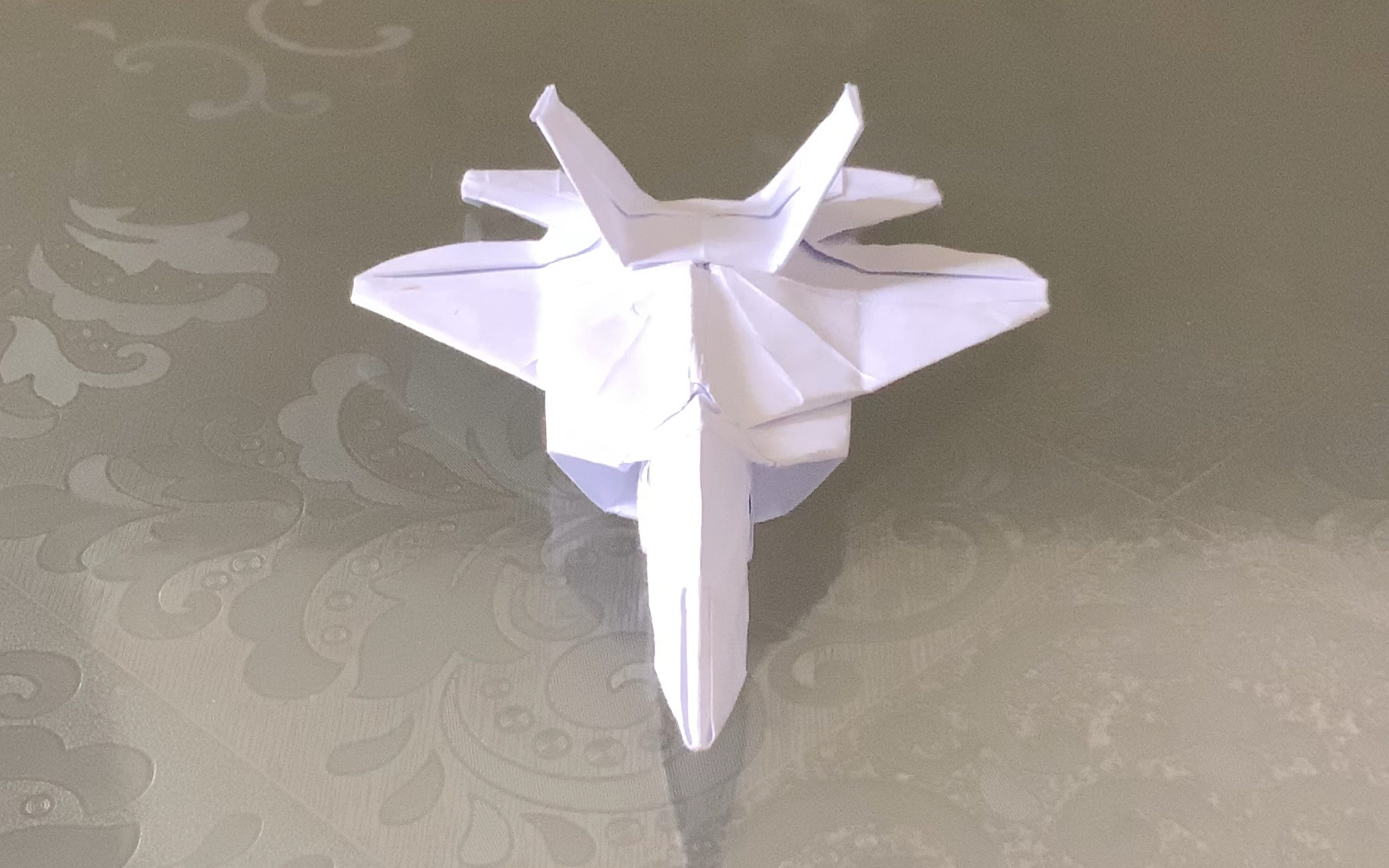f-22a折纸仿真纸飞机展示,青木良仿真纸飞机大师设计