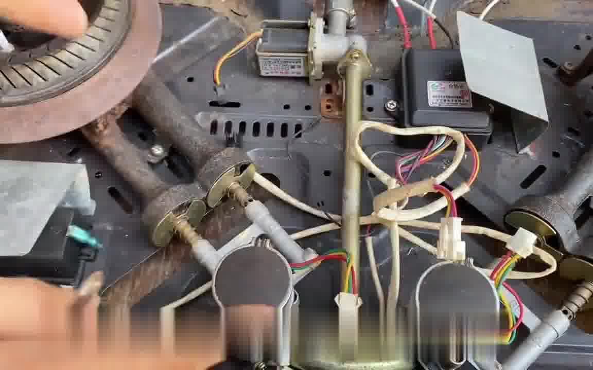 迅达燃气灶打火后松开自动熄灭快速解决故障