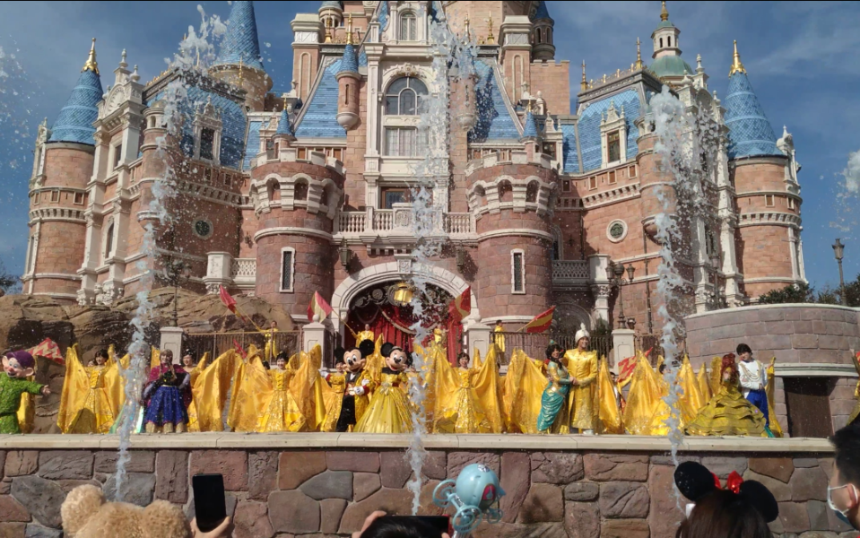 上海迪士尼城堡舞台剧