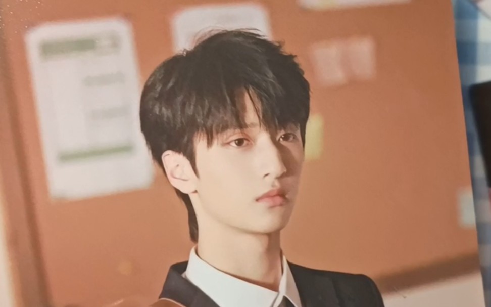 少年乌托邦严浩翔款开箱~~还有李飞独特的特殊明信片哈哈