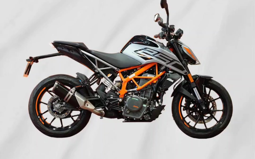 ktmr2r 250 duke超级公爵来了看完优缺点测评你会选择吗?