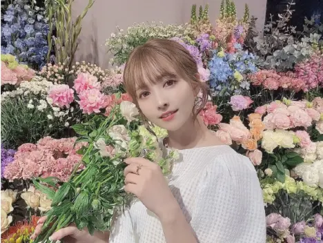 明星档案 第34期 星奈爱(星奈あい)个人资料简介及作品写真图片