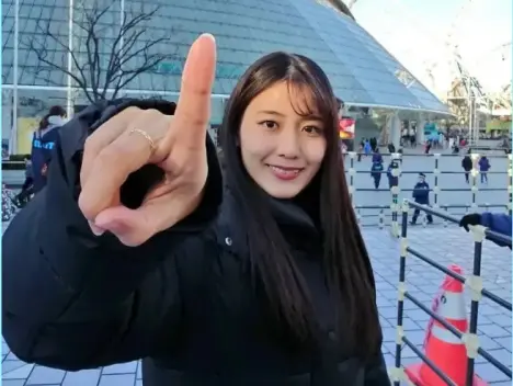 明星档案 第35期 神宫寺奈绪(神宫寺ナオ)个人资料简介及作品写真图片