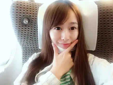 明星档案 第100期 白石茉莉奈（Marina Shiraishi）个人资料简介及作品写真图片！