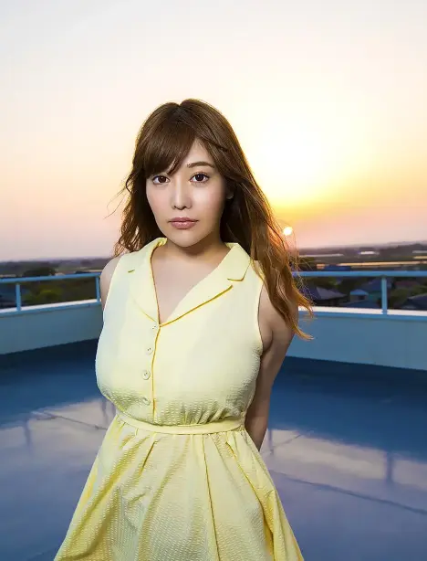 明星档案 第157期 益坂美亚(Mia Masuzaka)个人资料简介及作品写真图片！