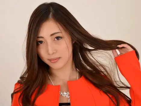 明星档案 第189期 阿部栞菜(あべかんな)个人资料简介及作品写真图片！