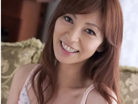 明星档案 第218期 瞳亮(瞳リョウ）个人资料简介及作品写真图片！