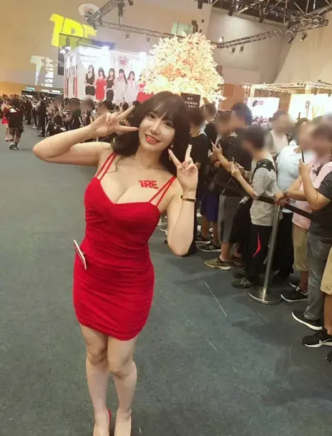 明星档案 第224期 若槻水菜(若槻みづな)个人资料简介及作品写真图片！