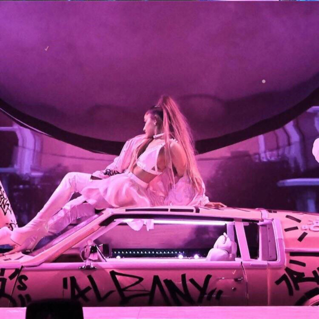 【舞台正面】ariana grande《sweetener》世界巡演全场