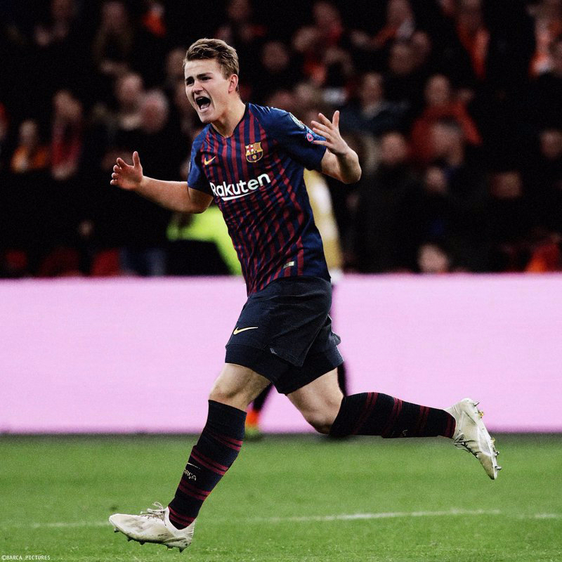 10 minutes of joao felix showing his class