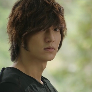 合欢宗招生办校长