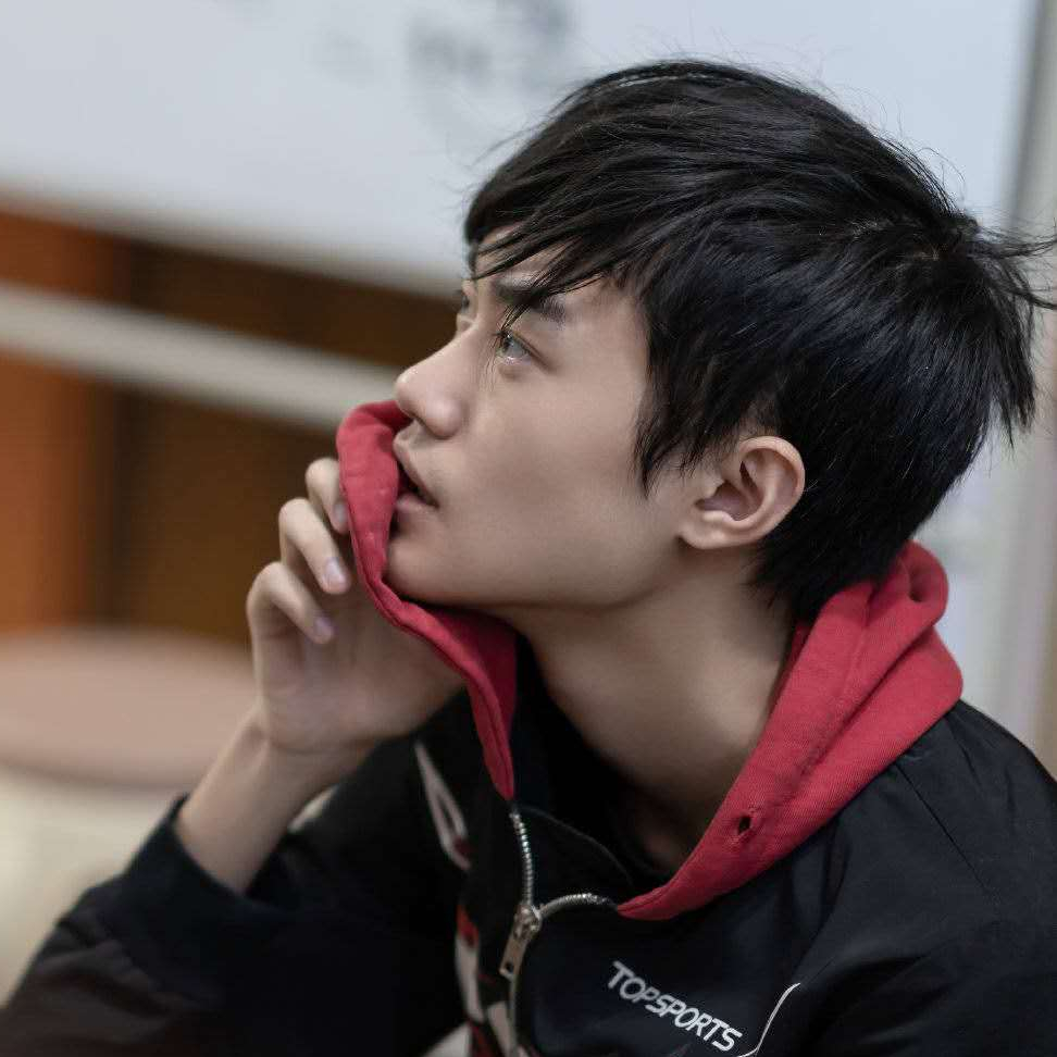 knight9 首次开播玩转中路英雄(完整录屏)