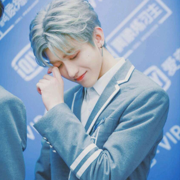 同人文,坤帅的奶狗养成记