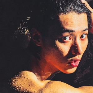 咒怨伽椰子姐姐带着小俊雄来送温暖了