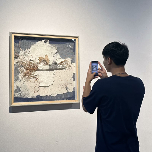 不是小肖-