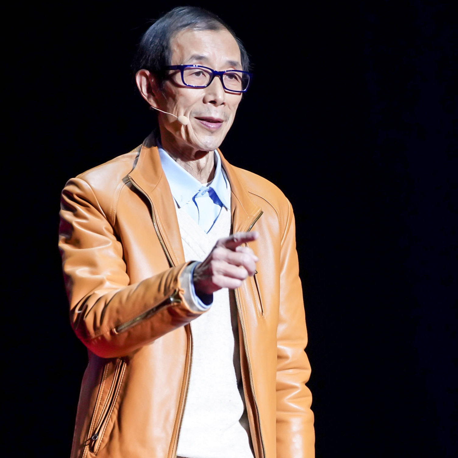 陈平线上演讲:中国模式智慧与疫情后的世界格局 一键反馈 00:00/59:49