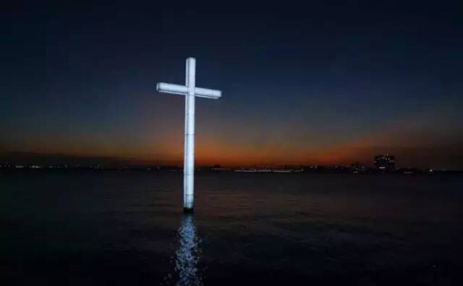 上帝保佑阿门                关注          发