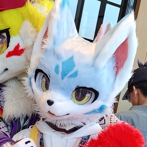 Charlie白白