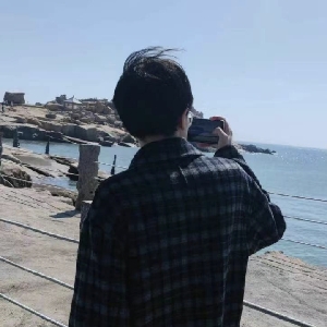 李洵亦