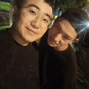 户外探险虎子,废弃医院被"护士"追赶.还好跑得快