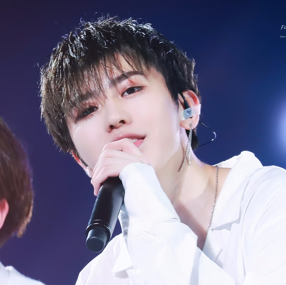 191228 蔡徐坤 重生 舞蹈版 横版 focus